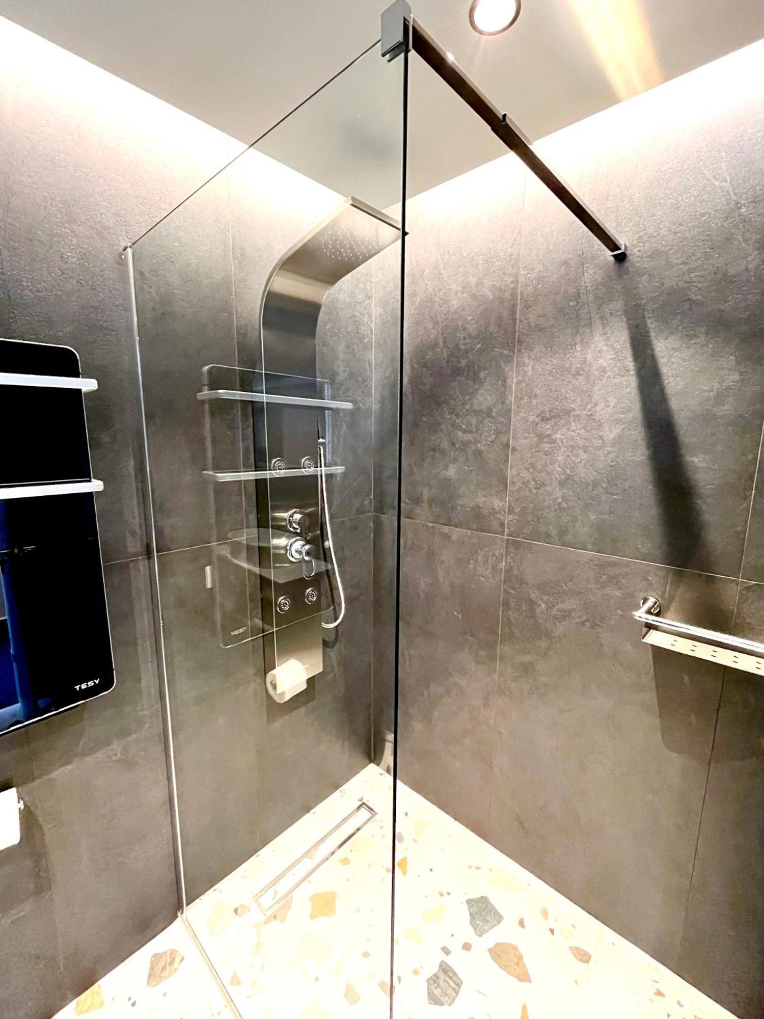 City Hill Luxury Apartments Янина Экстерьер фото