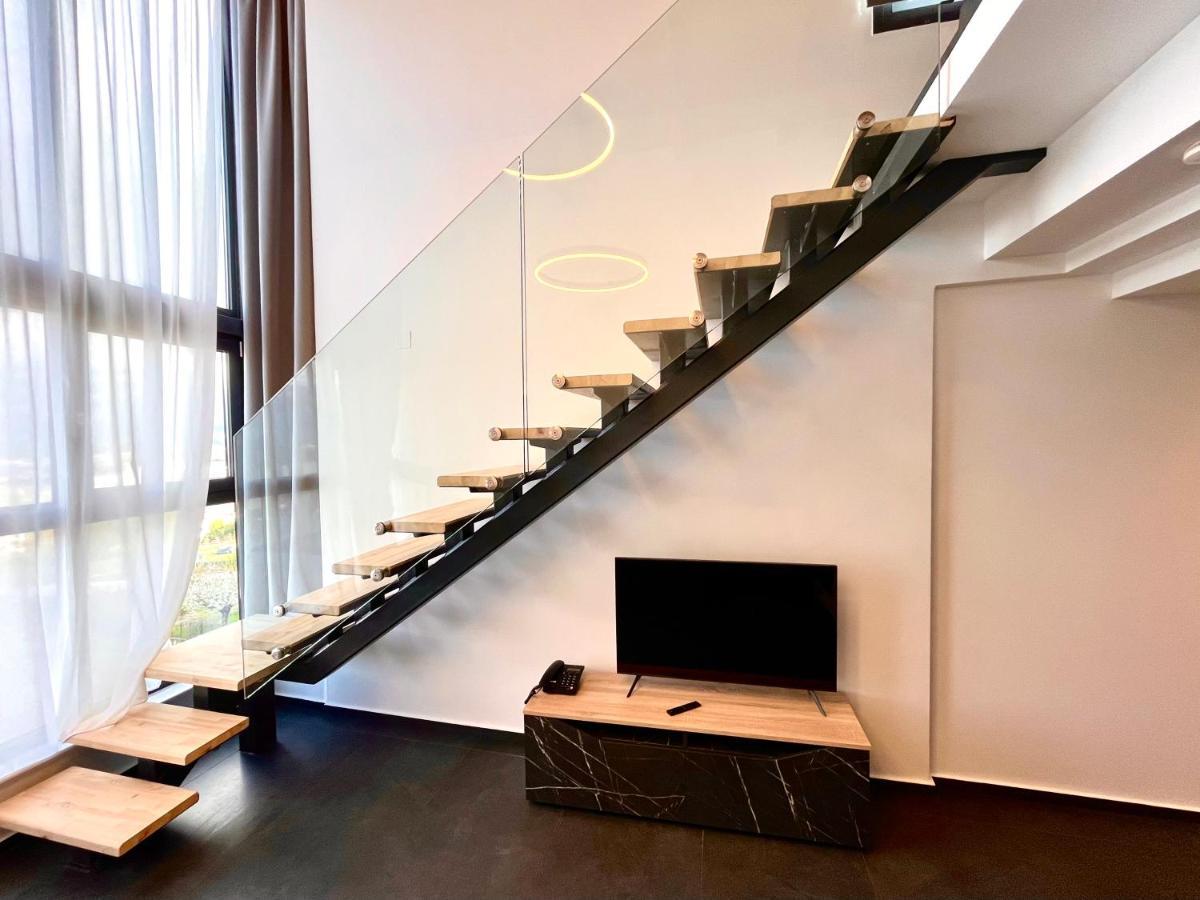 City Hill Luxury Apartments Янина Экстерьер фото