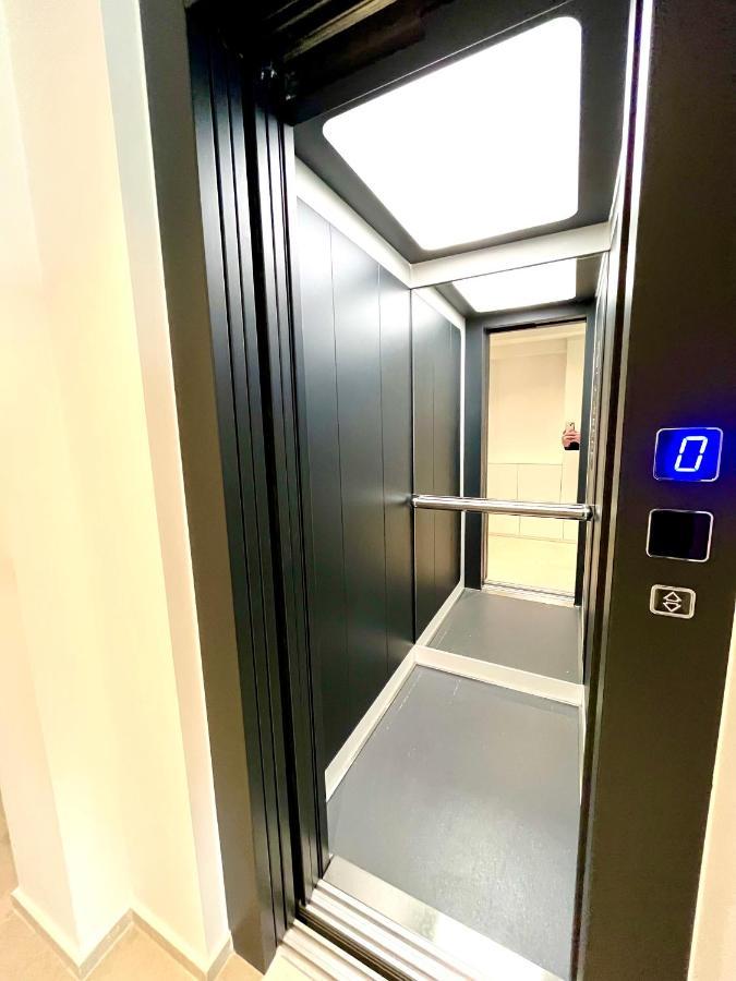 City Hill Luxury Apartments Янина Экстерьер фото