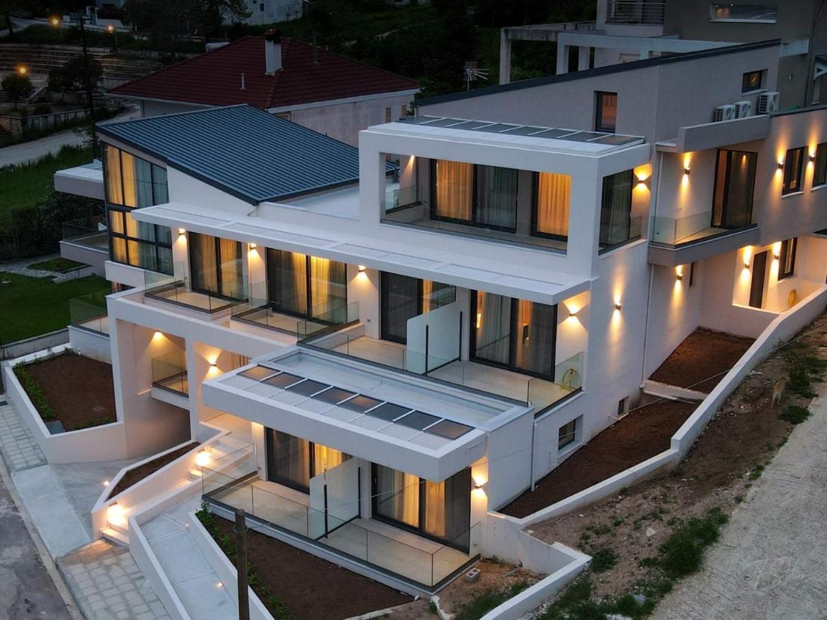 City Hill Luxury Apartments Янина Экстерьер фото