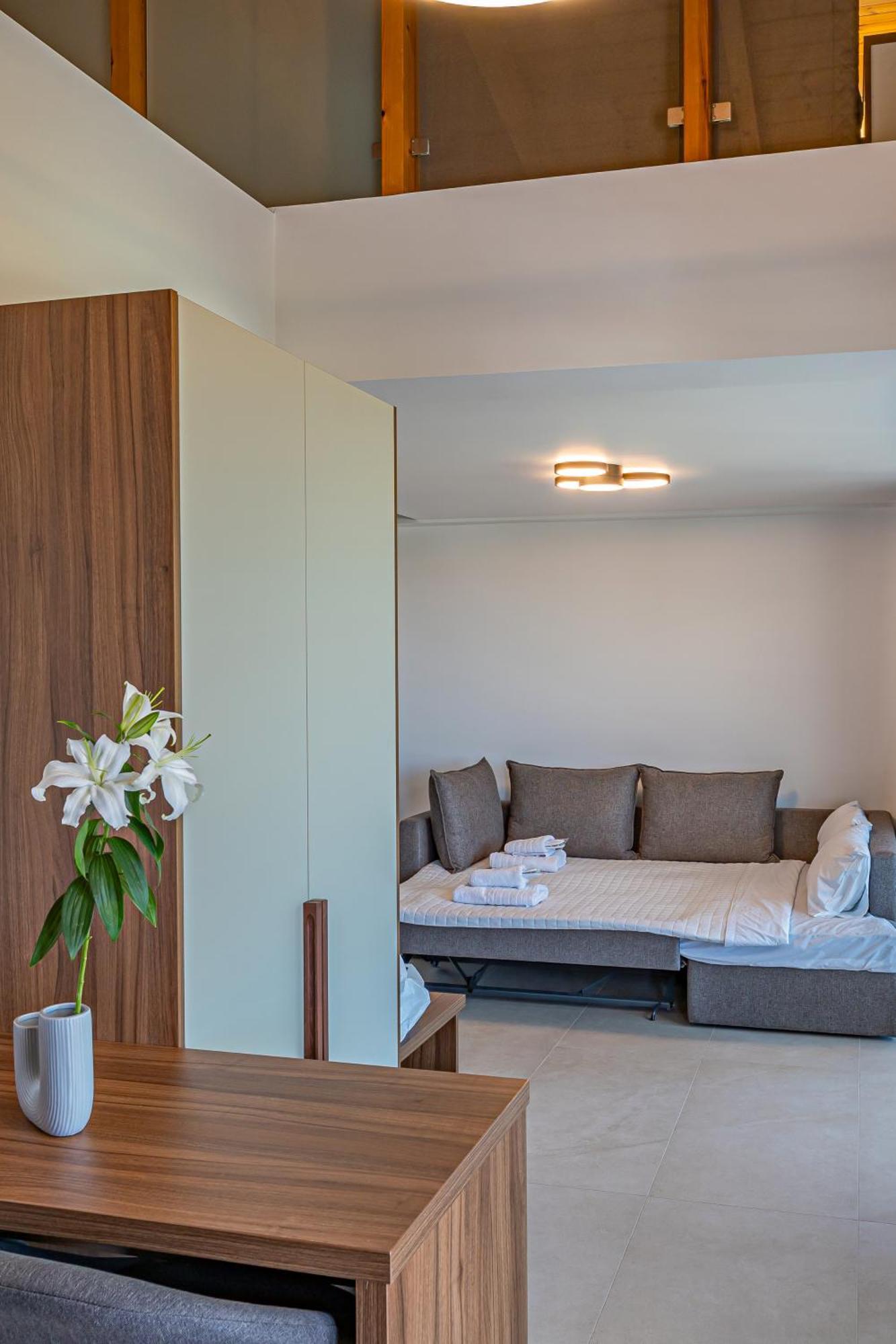 City Hill Luxury Apartments Янина Экстерьер фото
